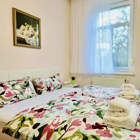 Urlaub-& Businesswohnung In 02 Apartment Dobeln